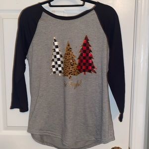 Three Christmas tree soft grey t-shirt